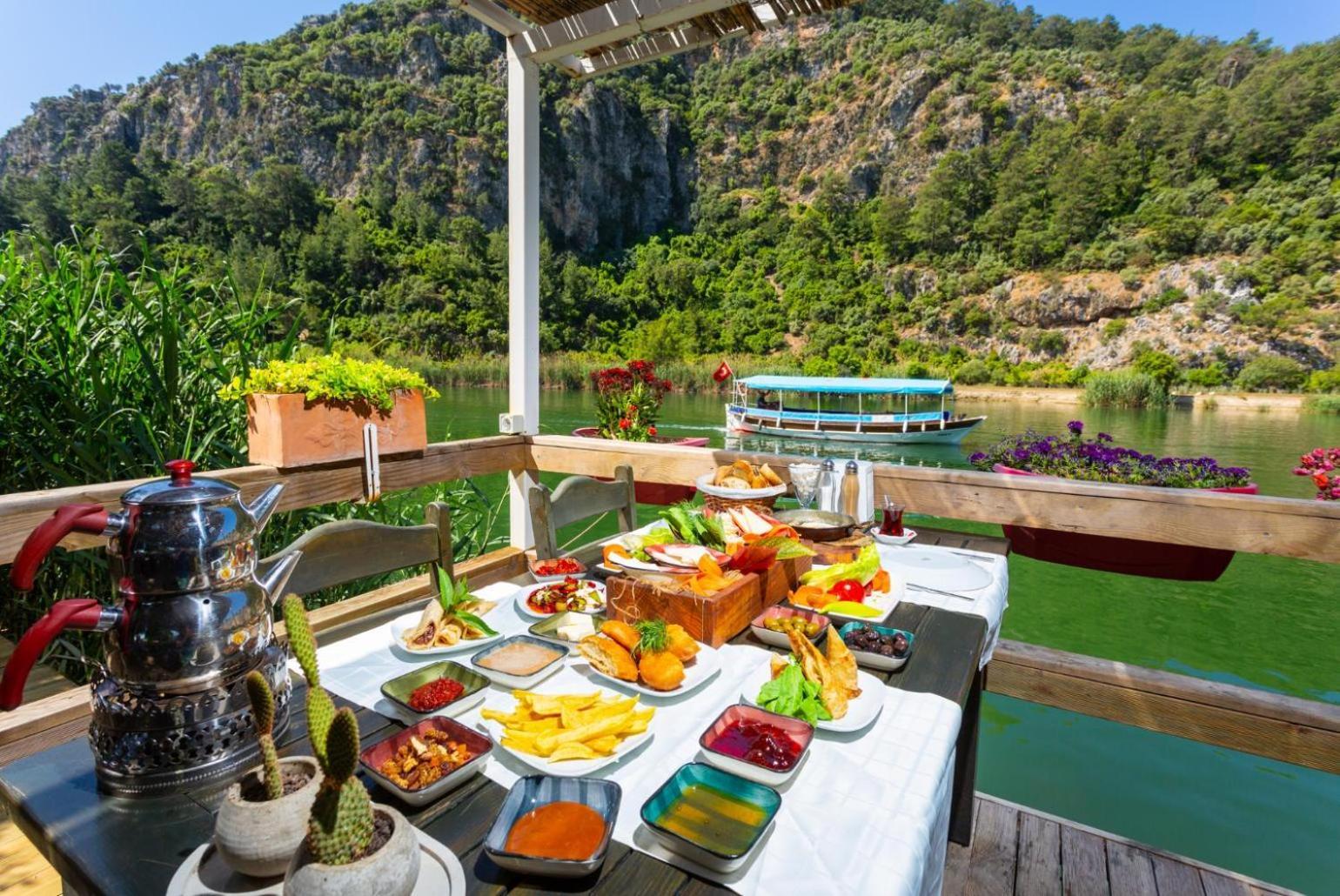 Villa Ayla Paradise ดาลยัน ภายนอก รูปภาพ