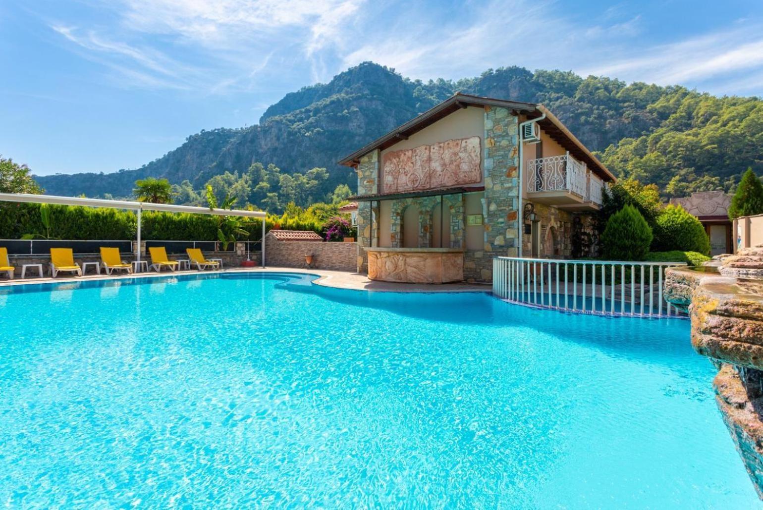 Villa Ayla Paradise ดาลยัน ภายนอก รูปภาพ